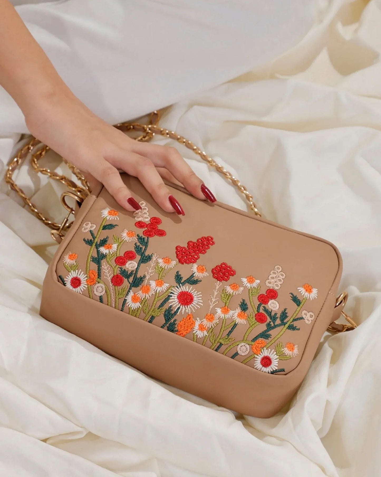 Floral Embroidered Chain Shoulder Bag for Women